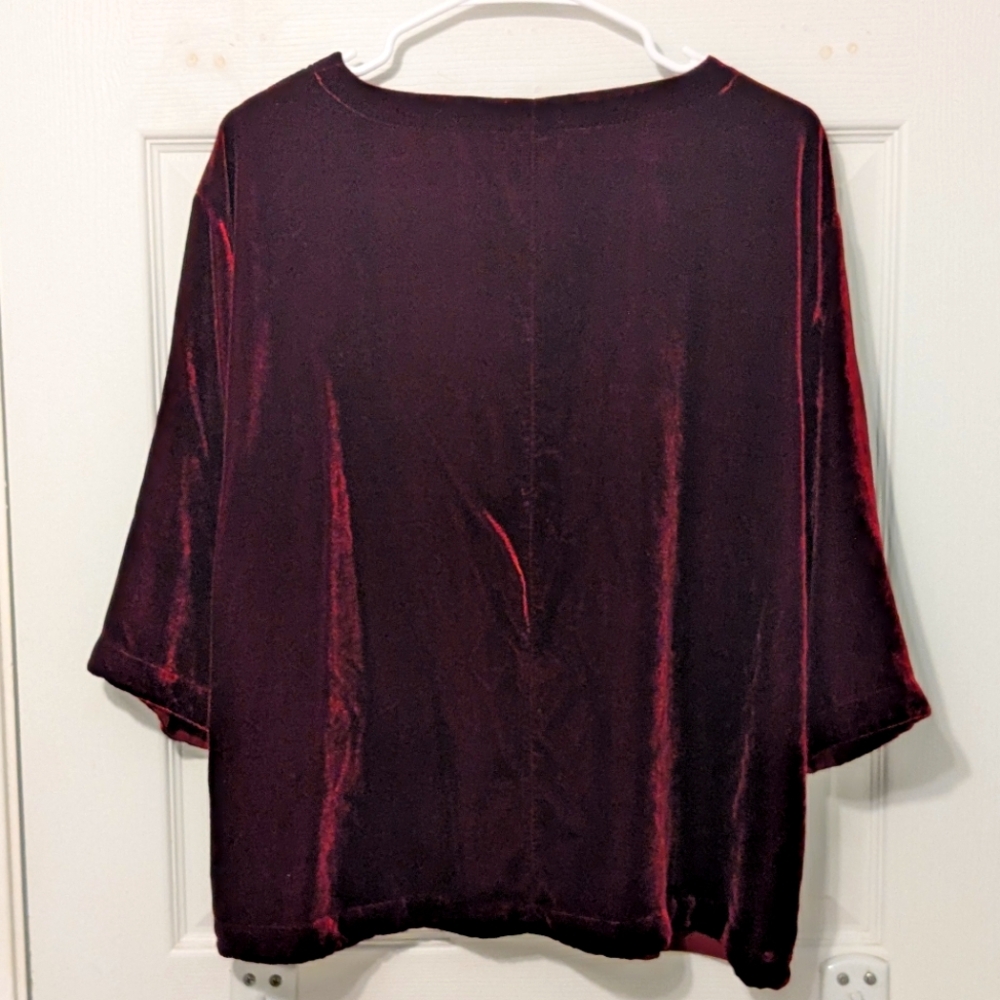 EILEEN FISHER Ballet Neck Velvet 3/4 Sleeve Top in Burgundy Size M - Picture 4 of 7